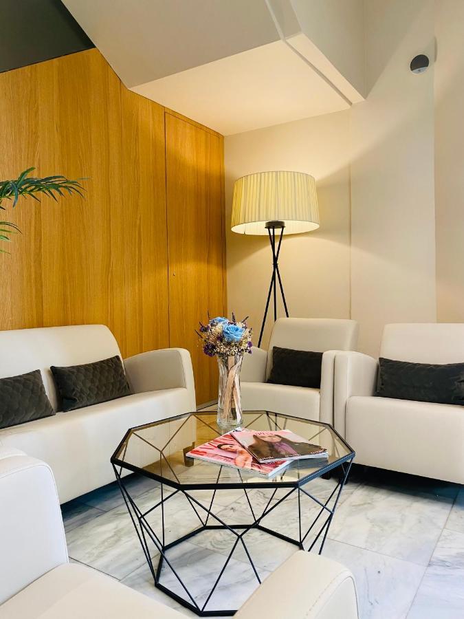 Hotel Oria โตโลซา ภายนอก รูปภาพ