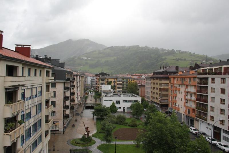 Hotel Oria โตโลซา ภายนอก รูปภาพ