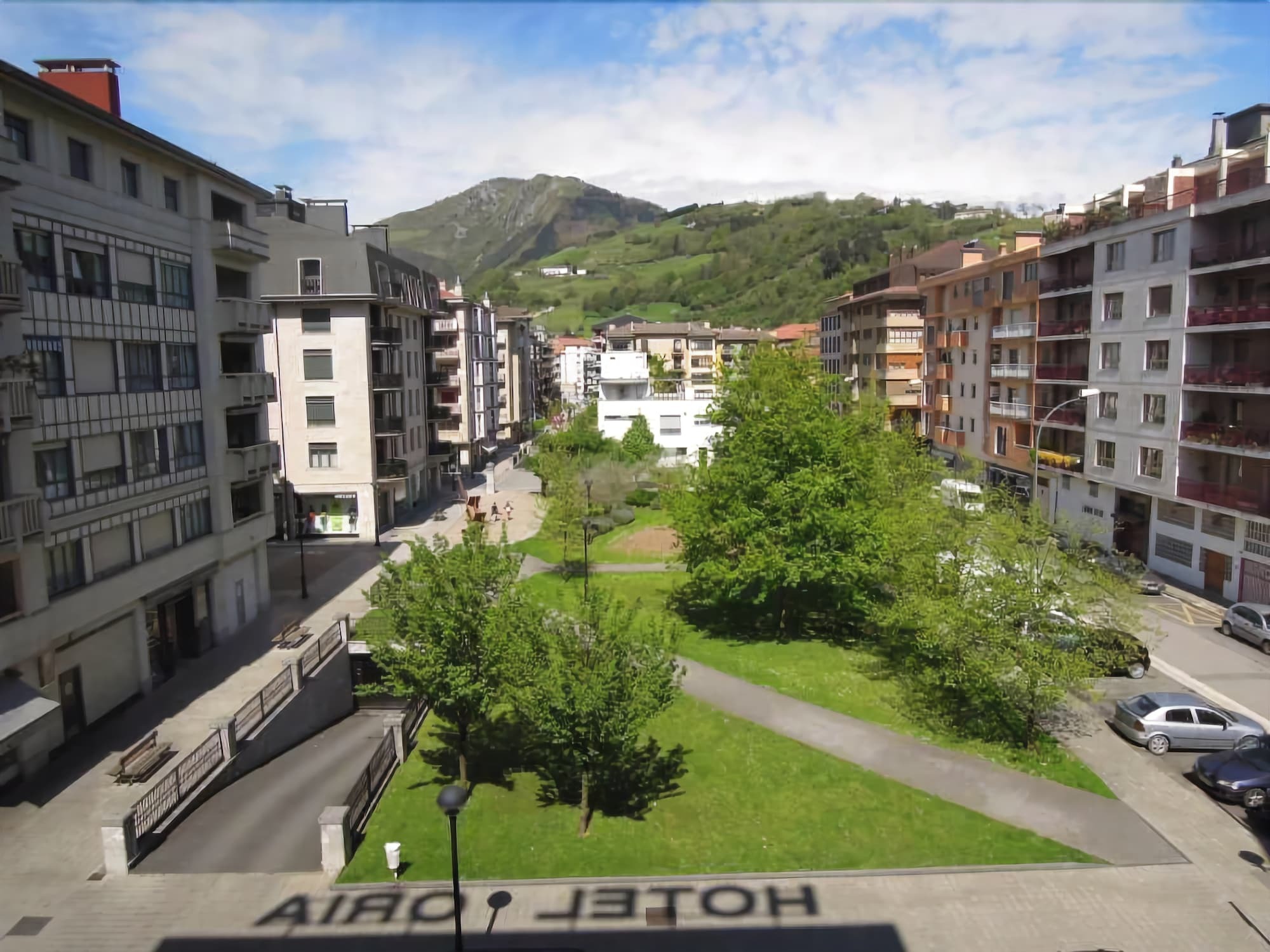 Hotel Oria โตโลซา ภายนอก รูปภาพ